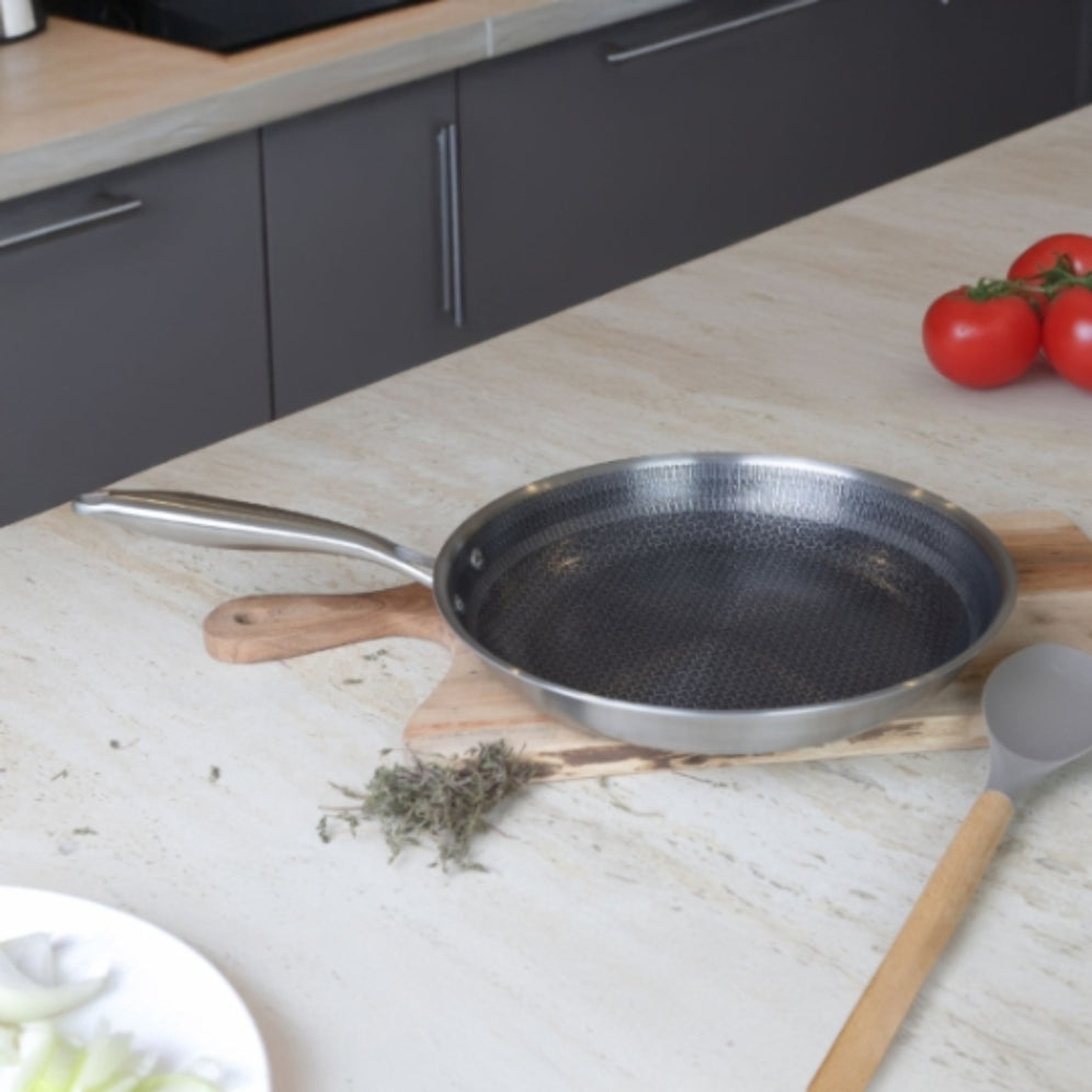 Poêle Menastyl TRINOX Ø 28 cm – Triple inox sans PFAS