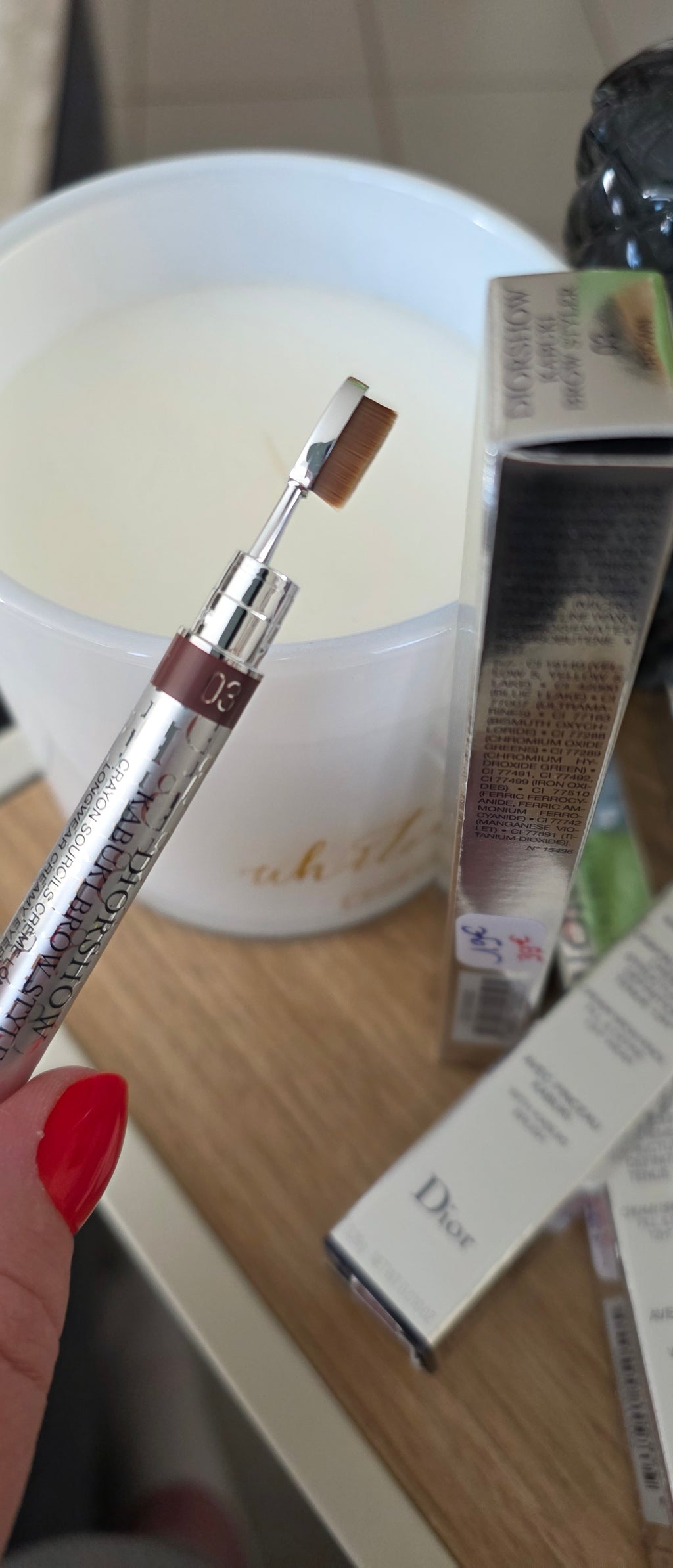 DIORSHOW KABUKI BROW STYLER DIOR 03 BROWN – SOURCILS PARFAITS LONGUE TENUE
